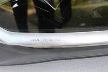 Load image into Gallery viewer, Frontscheinwerfer Skoda Superb 3P1941016 Rechts Scheinwerfer Headlight SCH2417010678qr
