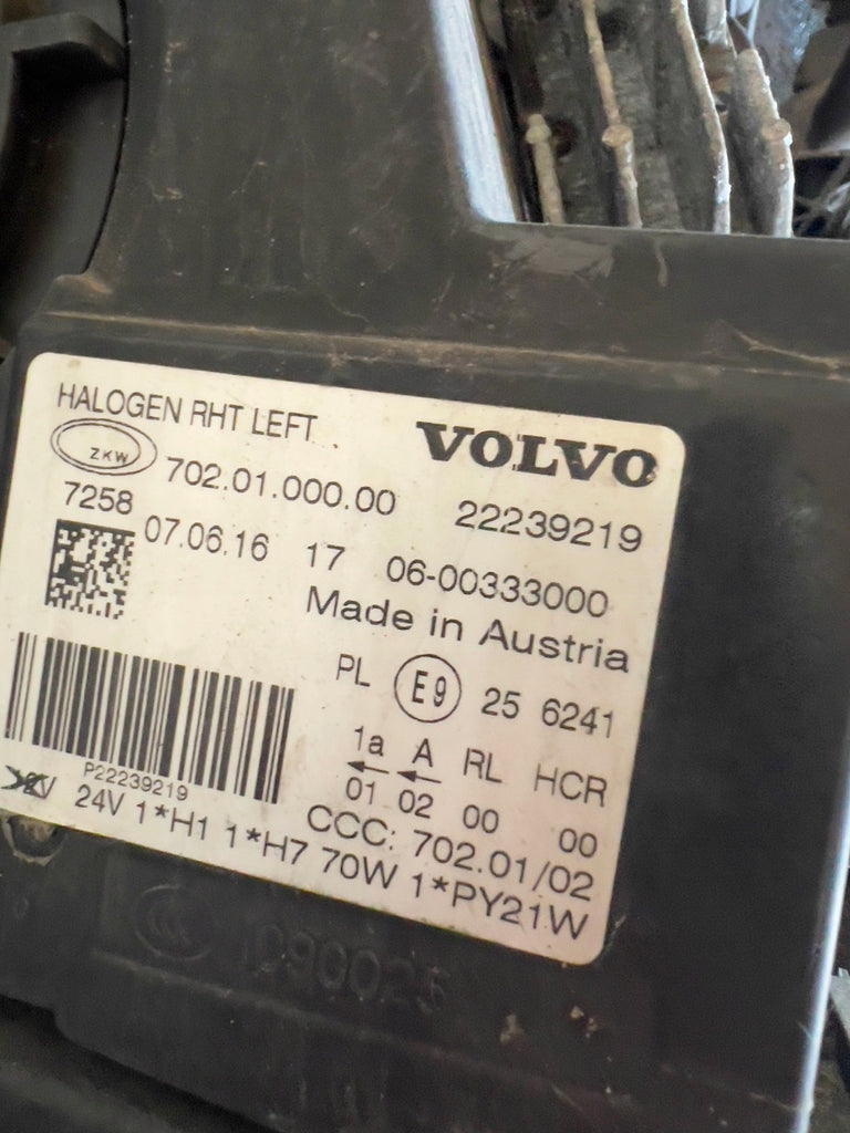 Frontscheinwerfer Volvo 22239219 LED Links Scheinwerfer Headlight SCH6145671598kv