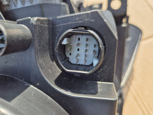 Laden Sie das Bild in den Galerie-Viewer, Frontscheinwerfer Lancia Ypsilon Xenon Rechts Scheinwerfer Headlight SCH7469297502ao