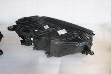 Laden Sie das Bild in den Galerie-Viewer, Frontscheinwerfer Mercedes-Benz Gle A1679064308 Links Scheinwerfer Headlight