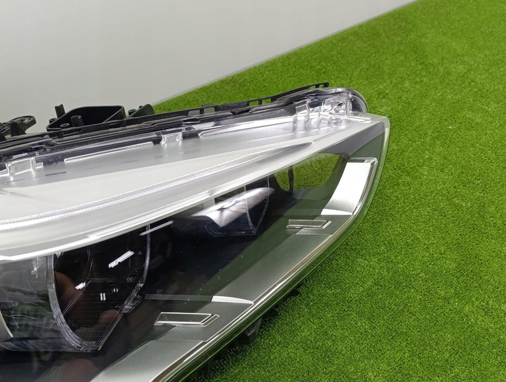 Frontscheinwerfer BMW X1 F48 7495004 LED Rechts Scheinwerfer Headlight SCH3507519725zi