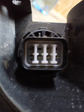 Laden Sie das Bild in den Galerie-Viewer, Frontscheinwerfer Honda Civic VIII 33150-SMG-E122-M1 Links Headlight