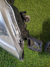 Laden Sie das Bild in den Galerie-Viewer, Frontscheinwerfer Peugeot Ion Rechts Scheinwerfer Headlight SCH4174667866xs