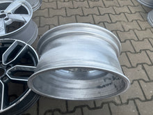 Laden Sie das Bild in den Galerie-Viewer, 1x Alufelge 19 Zoll 8.0" 5x112 27ET Glanz Silber 4K8601025 Audi Rim Wheel FEL1356411793jy