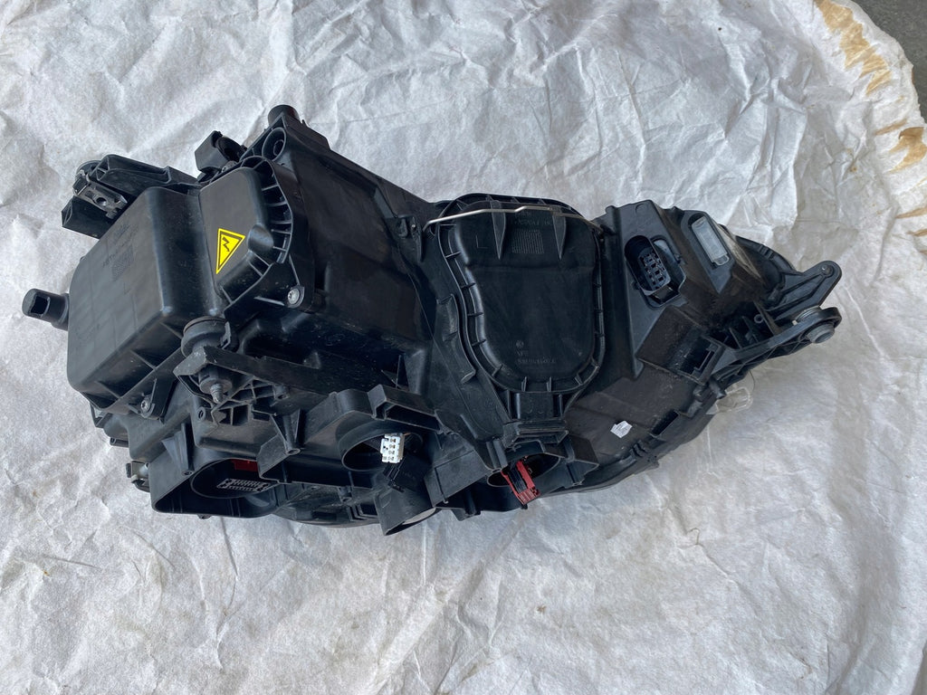 Frontscheinwerfer VW Golf Sportsvan Am1 517941033B LED Links Headlight SCH5237129638dp