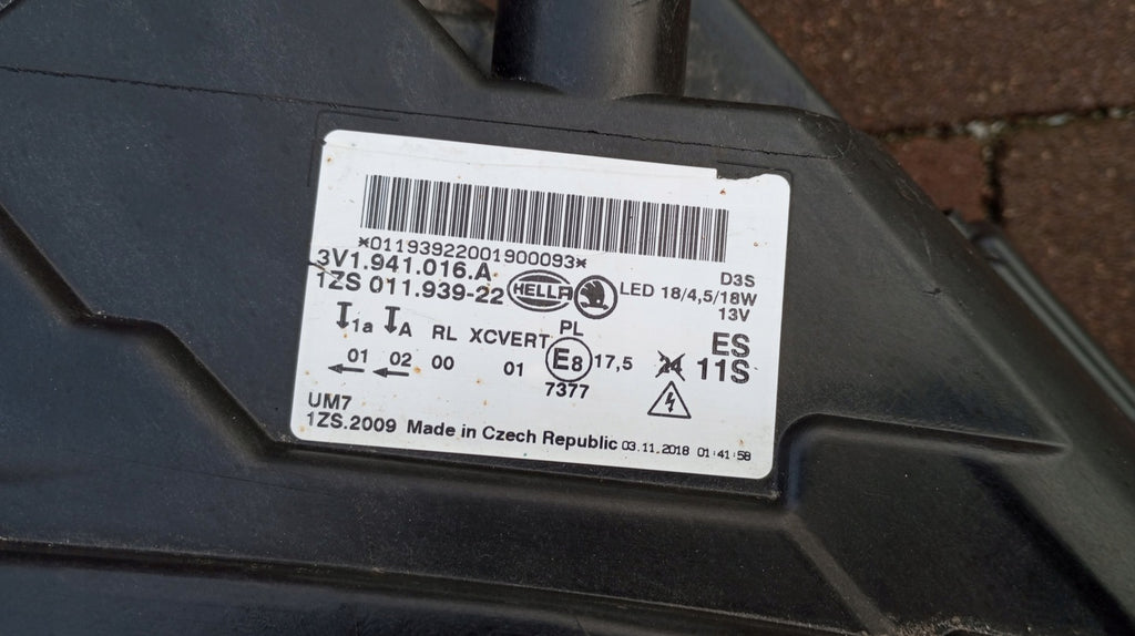 Frontscheinwerfer Skoda Superb III 3V1941016A Bi-Xenon Rechts Headlight