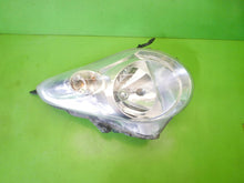 Laden Sie das Bild in den Galerie-Viewer, Frontscheinwerfer Suzuki Alto Rechts Scheinwerfer Headlight