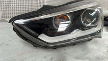 Load image into Gallery viewer, Frontscheinwerfer Hyundai Grand Santa Fe Xenon Links Scheinwerfer Headlight