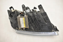 Load image into Gallery viewer, Frontscheinwerfer Ford Focus 4M51-13W030-EC Xenon Links Scheinwerfer Headlight