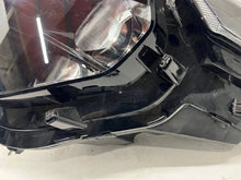 Laden Sie das Bild in den Galerie-Viewer, Frontscheinwerfer Ford Transit Tourneo Courier R2X613W030CE Links Headlight