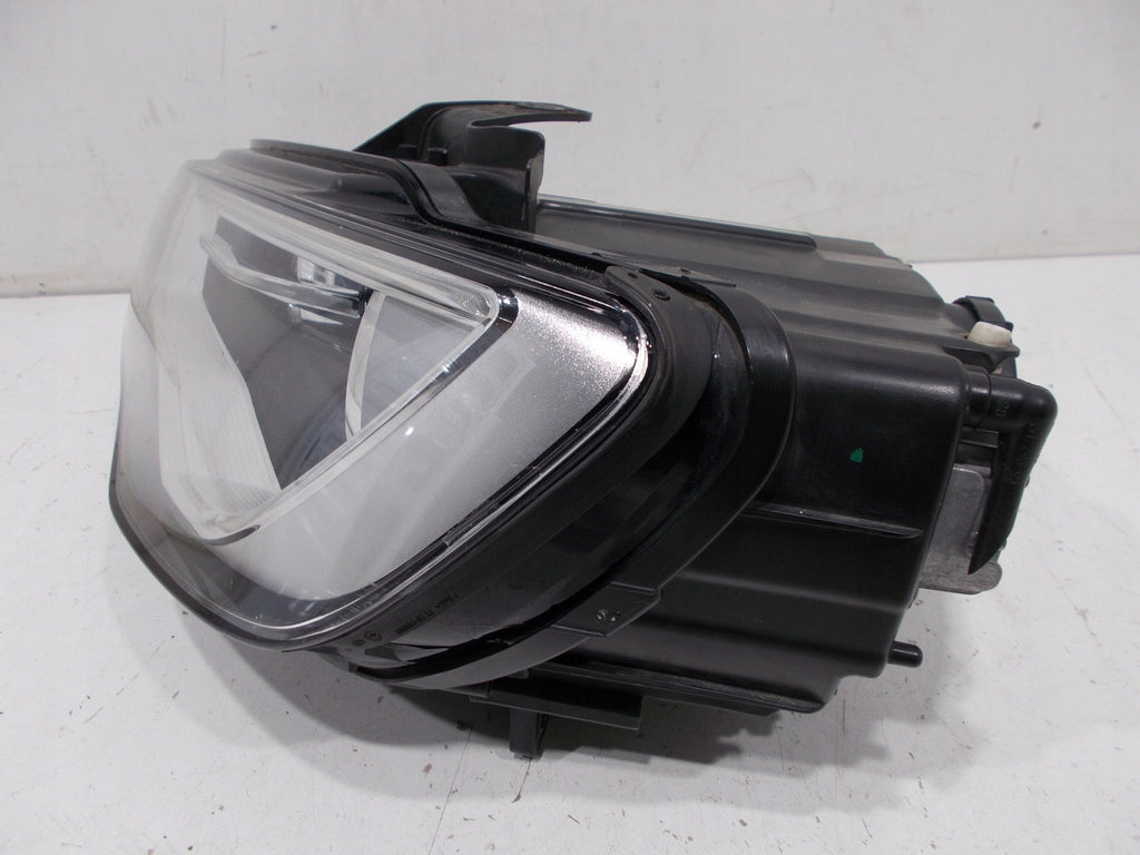 Frontscheinwerfer Audi A3 8V0941005 1EL010740-21 Xenon Links Headlight