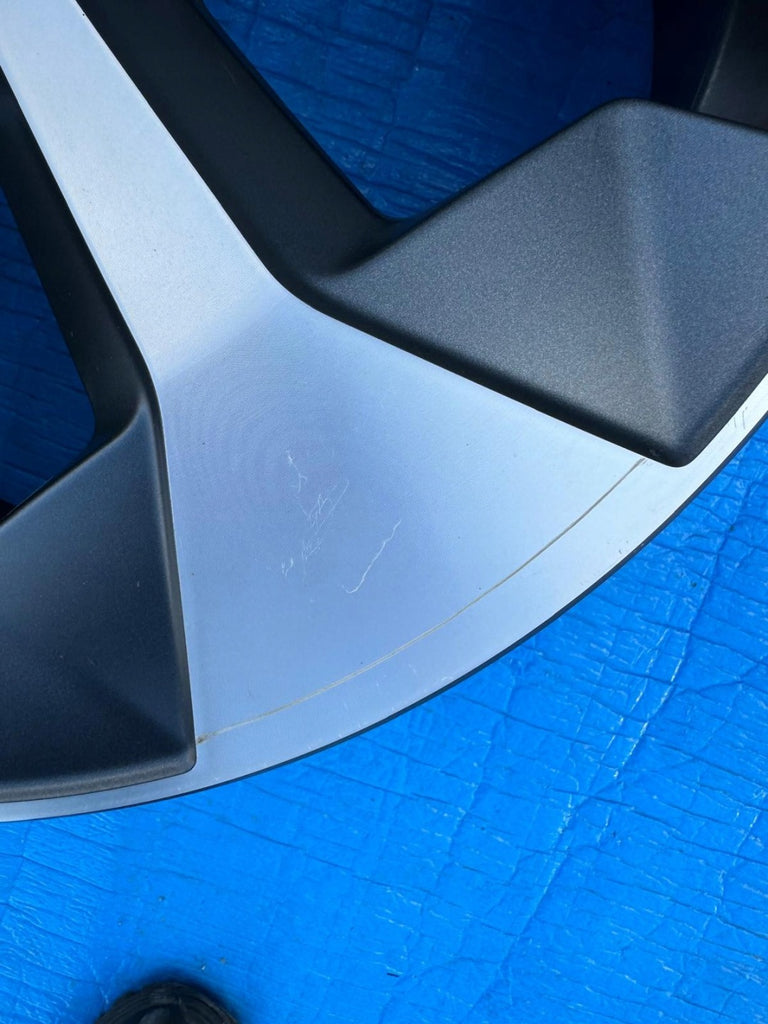 1x Alufelge 19 Zoll 7.5" 5x108 50 5ET Glanz Graphit 32327146 Volvo Xc40 FEL3436526057qd
