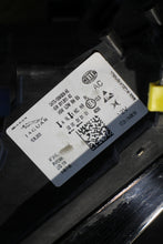 Laden Sie das Bild in den Galerie-Viewer, Frontscheinwerfer Jaguar Xe GX73-13W029-HE Rechts Scheinwerfer Headlight SCH7652308107wv