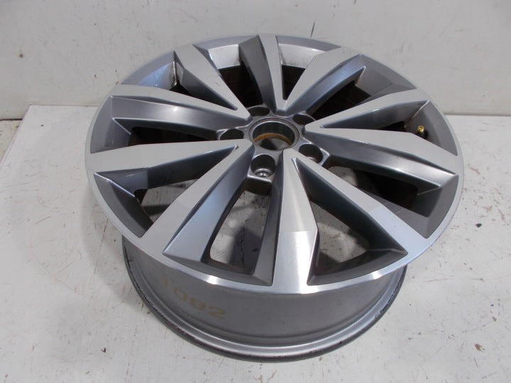 1x Alufelge 17 Zoll 6.5" 5x112 45ET Glanz 2GA601025B VW T-Roc Rim Wheel FEL4708022756jl