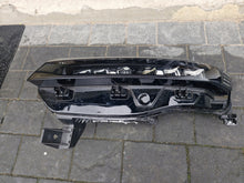 Laden Sie das Bild in den Galerie-Viewer, Frontscheinwerfer Renault Megane 260601764R Links Scheinwerfer Headlight SCH4346695671bg