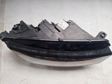 Laden Sie das Bild in den Galerie-Viewer, Frontscheinwerfer Skoda Octavia IV 5E4941016B Rechts Scheinwerfer Headlight SCH6151981651fb