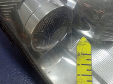 Laden Sie das Bild in den Galerie-Viewer, Frontscheinwerfer Ford Focus Xenon Rechts Scheinwerfer Headlight SCH6664764375ci