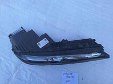Laden Sie das Bild in den Galerie-Viewer, Frontscheinwerfer BMW 9879936-31 LED Rechts Scheinwerfer Headlight SCH4885543565ym