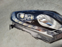 Laden Sie das Bild in den Galerie-Viewer, Frontscheinwerfer Honda Hrv Hr-V 100-18205 LED Rechts Scheinwerfer Headlight SCH3763310887of