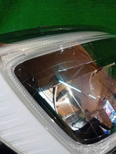 Laden Sie das Bild in den Galerie-Viewer, Frontscheinwerfer Renault Master III 260105567R Rechts Scheinwerfer Headlight SCH2067596517fk