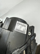 Load image into Gallery viewer, Frontscheinwerfer Audi A4 8K0941029AJ 8K0941030AJ Ein Stück (Rechts oder Links) SCH4076474363zq