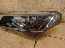 Laden Sie das Bild in den Galerie-Viewer, Frontscheinwerfer Skoda Superb III 3V1941017B Xenon Links Scheinwerfer Headlight