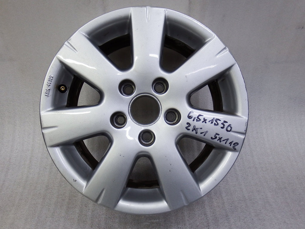 1x Alufelge 15 Zoll 6.5" 5x112 50ET Glanz Silber 2K1071495666 VW Touran