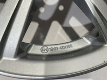 Laden Sie das Bild in den Galerie-Viewer, 1x Alufelge 15 Zoll 5.5&quot; 5x100 40ET Schwarz SE025515 Seat Ibiza Rim Wheel