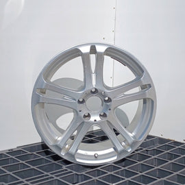 1x Alufelge 18 Zoll Mercedes-Benz W212 Rim Wheel FEL4251758112wj