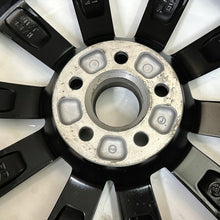Laden Sie das Bild in den Galerie-Viewer, 1x Alufelge 17 Zoll 7.0" 5x100 46ET 5JJ601025 Skoda Rim Wheel FEL1383737295wv