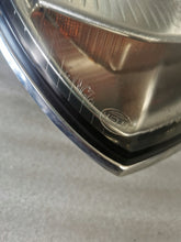 Laden Sie das Bild in den Galerie-Viewer, Frontscheinwerfer Lancia Thesis 15536200 Links Scheinwerfer Headlight SCH6731059309hw