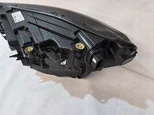Laden Sie das Bild in den Galerie-Viewer, Frontscheinwerfer Volvo Xc40 32338909 LED Rechts Scheinwerfer Headlight SCH8317533263vc