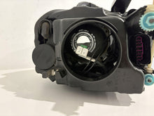 Load image into Gallery viewer, Frontscheinwerfer Audi A3 8P0941003 Xenon Links Scheinwerfer Headlight