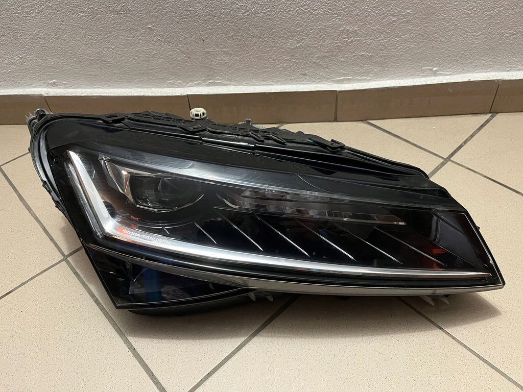 Frontscheinwerfer Skoda Superb III 3V1941016D LED Rechts Scheinwerfer Headlight SCH7329231926zs
