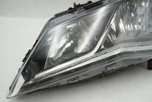 Laden Sie das Bild in den Galerie-Viewer, Frontscheinwerfer Seat Leon 5F1941005B Links Scheinwerfer Headlight SCH3503199098py