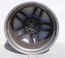 Laden Sie das Bild in den Galerie-Viewer, 1x Alufelge 18 Zoll 8.0&quot; 5x120 47 5ET 1097186 BMW E46 E39 Rim Wheel