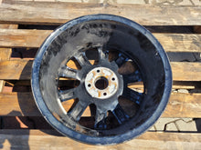 Laden Sie das Bild in den Galerie-Viewer, 1x Alufelge 17 Zoll 7.0&quot; 4x100 37ET Glanz Schwarz 403008869R, 403008622 Renault