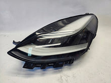 Load image into Gallery viewer, Frontscheinwerfer Tesla Model 3 1514952-20-E LED Ein Stück (Rechts oder Links)