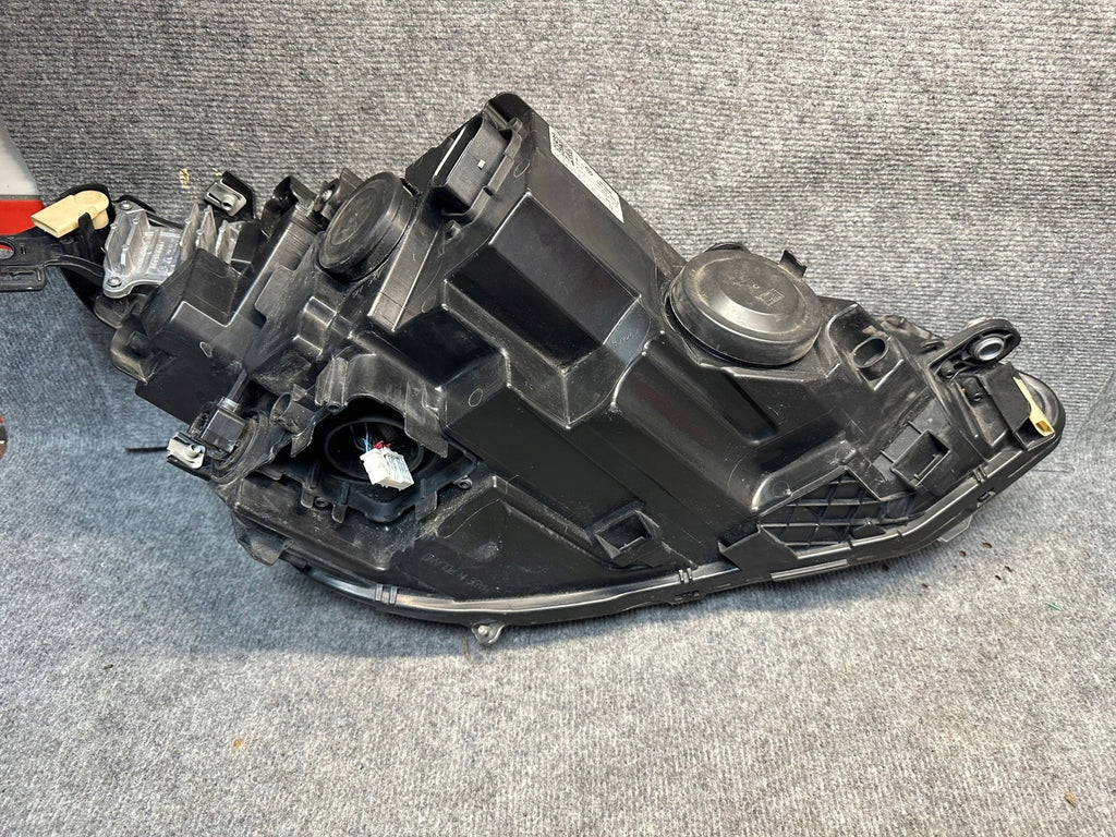 Frontscheinwerfer VW Golf VIII I 5H1941005B 90150890 LED Links Headlight SCH2609934590ai