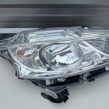 Laden Sie das Bild in den Galerie-Viewer, Frontscheinwerfer Peugeot 208 I 1685351480 Rechts Scheinwerfer Headlight SCH7441869977bx