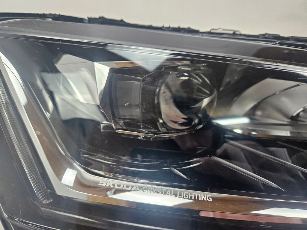 Frontscheinwerfer Skoda Superb III 11500040700 3V1941016D Full LED Rechts SCH1975342668ye
