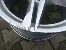 Load image into Gallery viewer, 1x Alufelge 18 Zoll 8.0&quot; 5x112 40ET Glanz Silber 8W0601025 Audi Rim Wheel