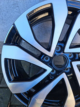 Load image into Gallery viewer, 1x Alufelge 17 Zoll 7.0&quot; 5x112 45ET 2GA601025A VW T-Roc Rim Wheel