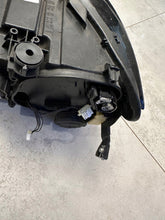 Laden Sie das Bild in den Galerie-Viewer, Frontscheinwerfer VW T-Cross 2GM941036B LED Rechts Scheinwerfer Headlight