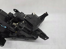 Laden Sie das Bild in den Galerie-Viewer, Frontscheinwerfer Ford Ranger 13W02930A Ein Stück (Rechts oder Links) Headlight SCH7729556317ta