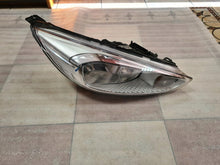 Load image into Gallery viewer, Frontscheinwerfer Ford Focus F1EB13W029AEB Rechts Scheinwerfer Headlight SCH5221305197fo