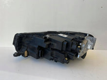 Laden Sie das Bild in den Galerie-Viewer, Frontscheinwerfer VW T-Cross 2GM941036B Rechts Scheinwerfer Headlight