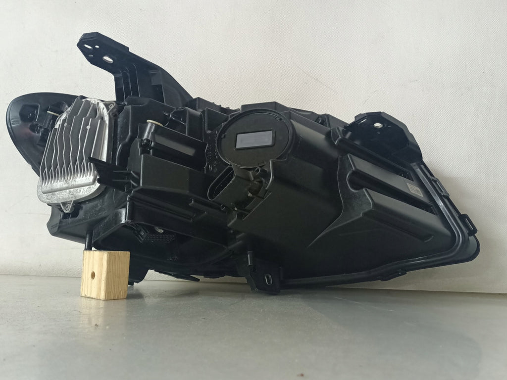Frontscheinwerfer Mercedes-Benz Cla X117 C117 A1179067800 LED Links Headlight SCH6787524570ob