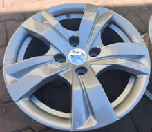 Laden Sie das Bild in den Galerie-Viewer, 4x Alufelge 15 Zoll 6.5" 4x108 20ET Glanz Silber Opel Crossland 2008 I Rim Wheel FEL9455041850gr