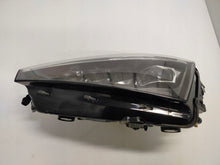 Laden Sie das Bild in den Galerie-Viewer, Frontscheinwerfer Skoda Scala 657941015A Full LED Links Scheinwerfer Headlight SCH3741270437um